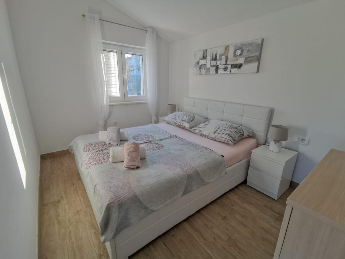 Apartmani Goga 2 Molat Exterior foto